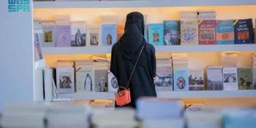 من مُشاهد لقارئ .. فنون سينمائية وأعمال مسرحية تجذب مشاهديها إلى القراءة