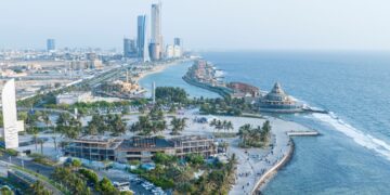 واجهة جدة.. سحر طبيعي بمناظر بانورامية