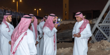 وزير الثقافة يتفقد "مشروع بيت الثقافة" في واحة الملك سلمان بالرياض