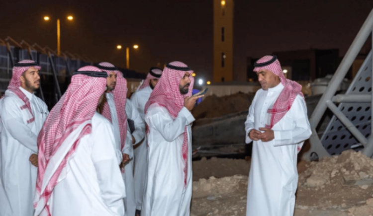 وزير الثقافة يتفقد "مشروع بيت الثقافة" في واحة الملك سلمان بالرياض