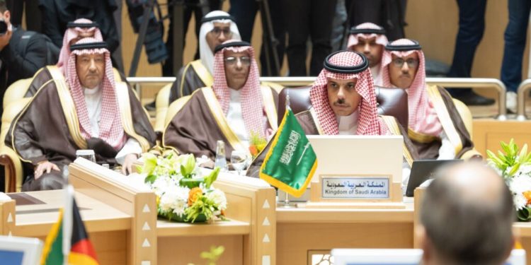 وزير الخارجية يشارك في الاجتماع الوزاري المشترك للحوار الإستراتيجي بين دول الخليج وروسيا