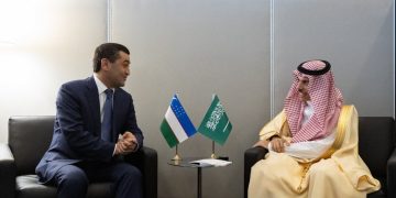 وزير الخارجية يلتقي وزير خارجية أوزبكستان