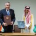 وزير الخارجية يوقع مذكرة تفاهم مع نظيره الطاجيكي