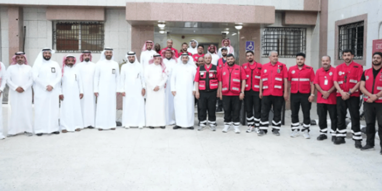 وزير الصحة يتفقد ميدانيًا مقارّ ومراكز الهلال الأحمر السعودي في الطائف