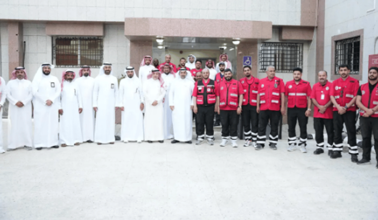وزير الصحة يتفقد ميدانيًا مقارّ ومراكز الهلال الأحمر السعودي في الطائف