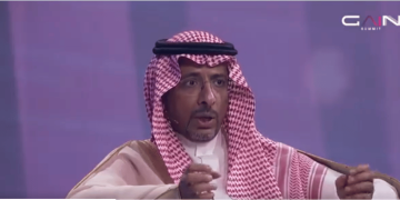 وزير الصناعة: التقنية ترفع كفاءة المناجم وتتيح التحكم عن بُعد