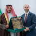 وزير الصناعة يبحث تعزيز التعاون مع نظيره البريطاني