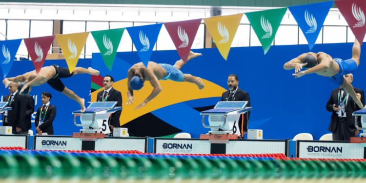 دورة الألعاب السعودية تتوّيج الفائزين في اليوم الأول من منافسات السباحة