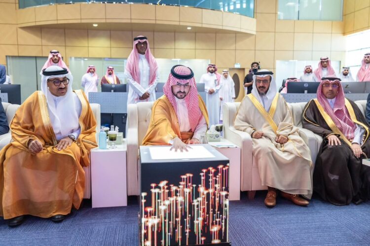 نائب أمير الشرقية يرعى توقيع عقد تنفيذ مشروع ربط السوق الخليجية للكهرباء مع جمهورية العراق الشقيقة
