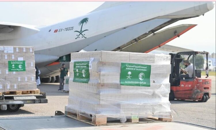 وصول الطائرة الإغاثية السعودية الرابعة إلى بيروت لمساعدة المتضررين من الشعب اللبناني