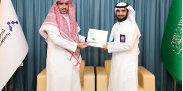 «موهبة» و«طويق» تبحثان فرص تعزيز الشراكة التعليمية والتدريبية والتقنية