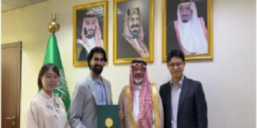 "البيئة" تصدر أول ترخيص تشغيلي لمشروع زراعي تجاري بتقنية "الأيروبونيك"