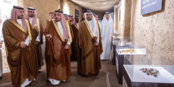 أمير القصيم يرعى حفل موسم عنيزة الدولي للتمور
