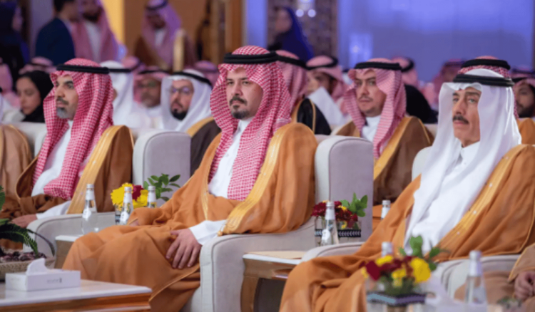الأمير سلمان بن سلطان  يرعى الحفل الختامي لموسم تمور المدينة
