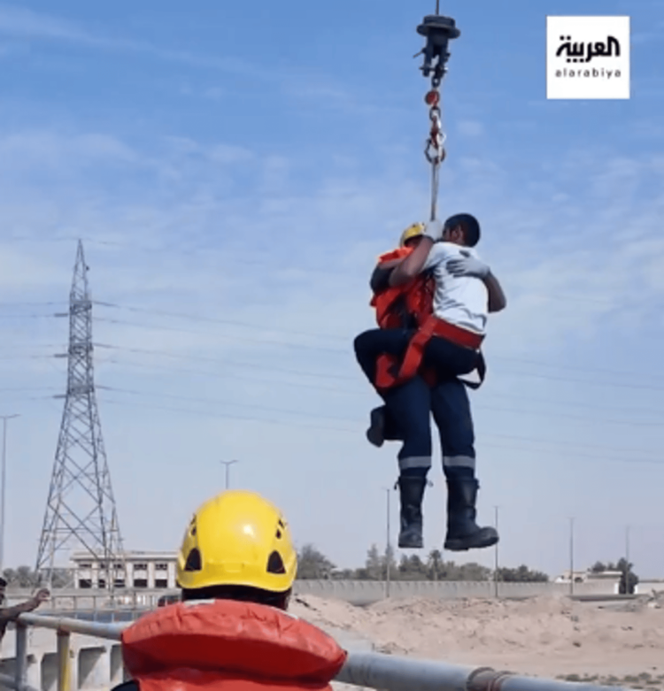 الدفاع المدني بالخرج ينفذ فرضية استباقية لمواجهة أخطار الأمطار والسيول