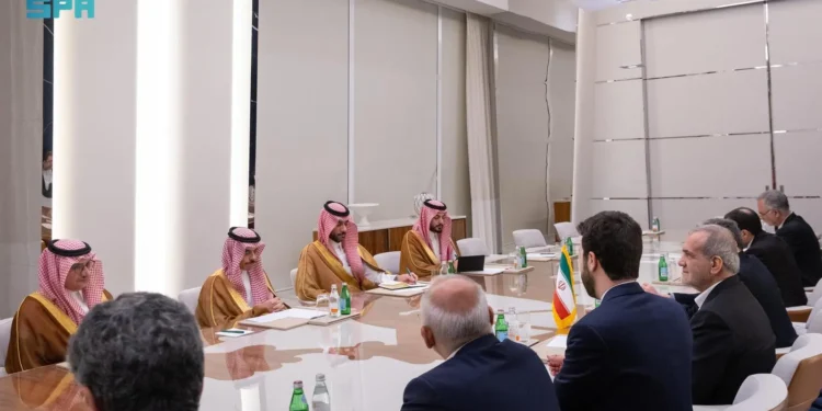 الرئيس الإيراني يستقبل سمو وزير الخارجية