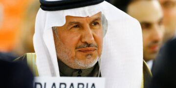 «الربيعة»: التوترات السياسية في المنطقة تؤثر على القطاع اللوجستي ومنها نقل المساعدات الإنسانية