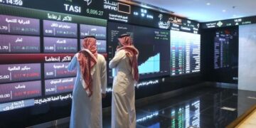 السوق السعودي يعود للارتفاع بتداولات 6.4 مليار ريال