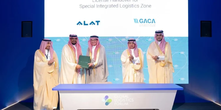 “الطيران المدني” تُسلم 4 تراخيص تجارية لتقديم الخدمات التشغيلية والتصنيعية واللوجستية في المنطقة اللوجستية المتكاملة بالرياض