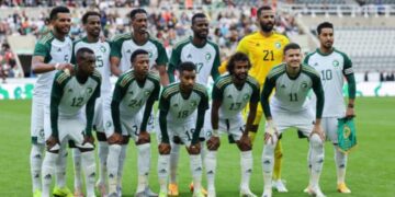 القنوات الناقلة لمباراة الأخضر واليابان في تصفيات كأس العالم 2026 والمعلقون عليها