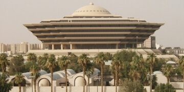 تنفيذ حكم القتل في مواطنَين تخابرا مع كيانات إرهابية