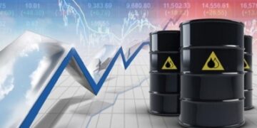 توترات المنطقة تقفز بالنفط 5%