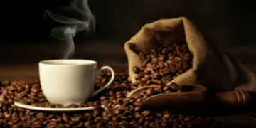 خبير قهوة: زيادة التحميص يرفع تركيز الكافيين بالقهوة