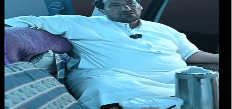 «عبدالرحمن الأسمري».. مصاب بالسرطان يحول سيارته لمنزل متنقل في رحلة للعلاج (فيديو)
