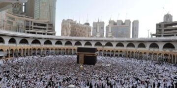 'فلكية جدة': الليل والنهار يتساويان اليوم بمكة