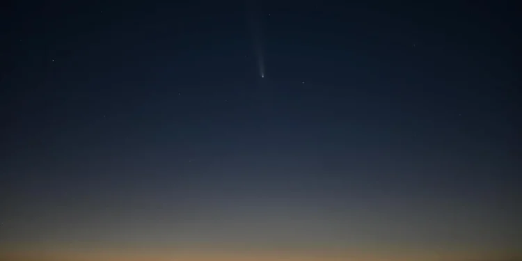 في حدث لا يتكرر إلا بعد آلاف السنين.. رصد مذنب “سي 2023” في سماء تبوك