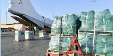 مغادرة الطائرة الإغاثية الثامنة ضمن الجسر الجوي السعودي الذي يسيّره مركز الملك سلمان للإغاثة لمساعدة الشعب اللبناني
