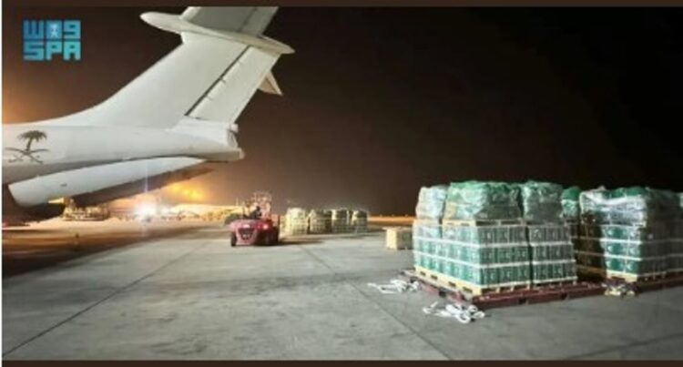 مغادرة الطائرة الإغاثية الرابعة عشر ضمن الجسر الجوي السعودي لمساعدة الشعب اللبناني