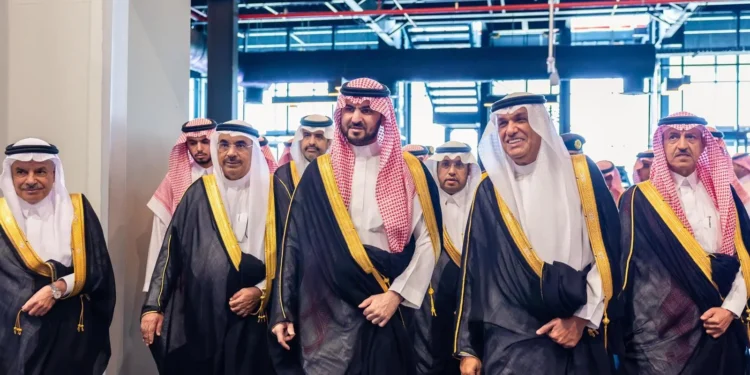 نائب أمير الشرقية يفتتح ملتقى التحول الرقمي للقطاع غير الربحي