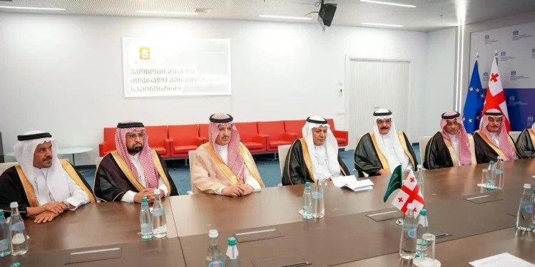 نائب رئيس الوزراء الجورجي يلتقي رئيس اتحاد الغرف ووفد أعمال سعودي