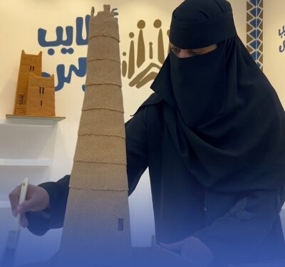 نديبة.. حرفية تخلّد معالم الوطن