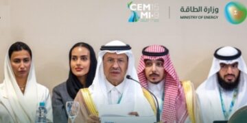 وزير الطاقة: نطمح للريادة في تصدير الهيدروجين النظيف