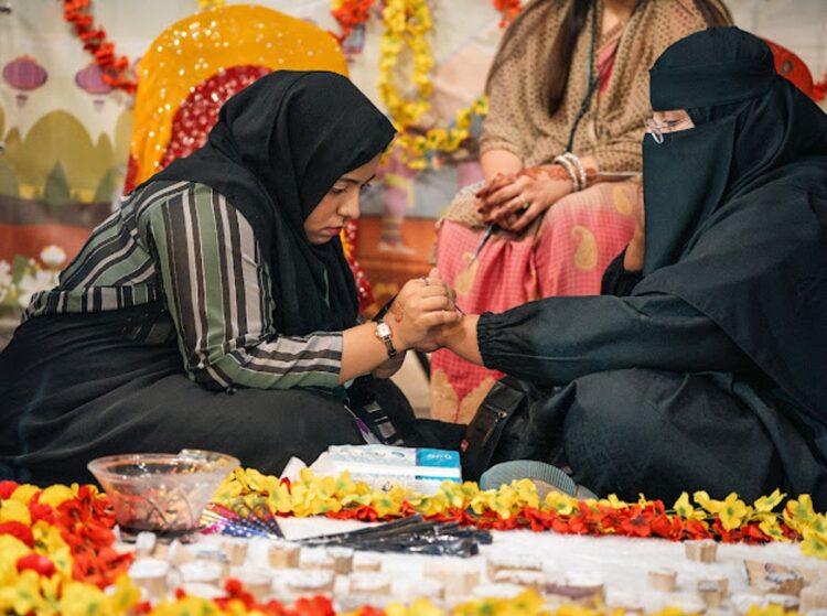 بنغلاديش: مزيج من الثقافة والتراث يتألق بـ "انسجام عالمي" بحديقة السويدي