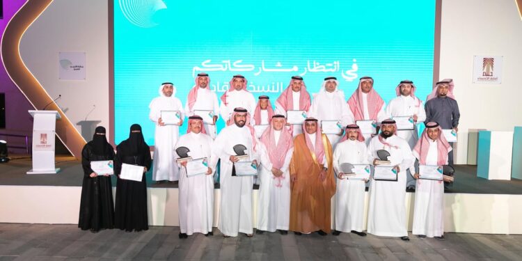 أمانة الأحساء تُكرّم الفائزين بــ(جائزة الأمين للتميز)