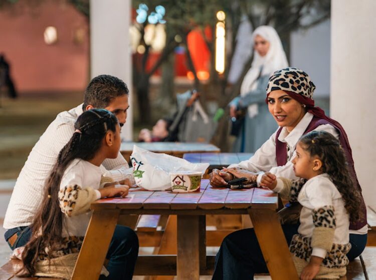 التنوع الثقافي.. مصدر إلهام وتجربة فريدة في «أيام مصر» بحديقة السويدي