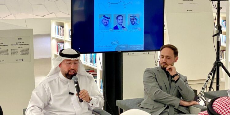 «حجاوي وحرابة» يحلقان بالفصيح في إثراء
