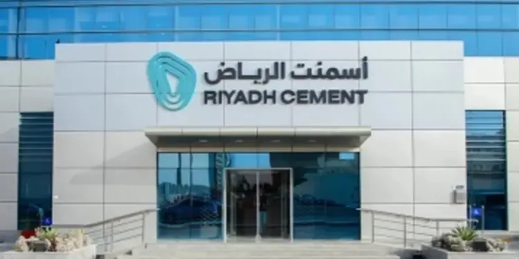 أرباح أسمنت الرياض تقفز 405.5% في الربع الثالث من 2024