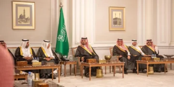 أمير منطقة المدينة المنورة يستقبل رئيس اتحاد الغرف السعودية