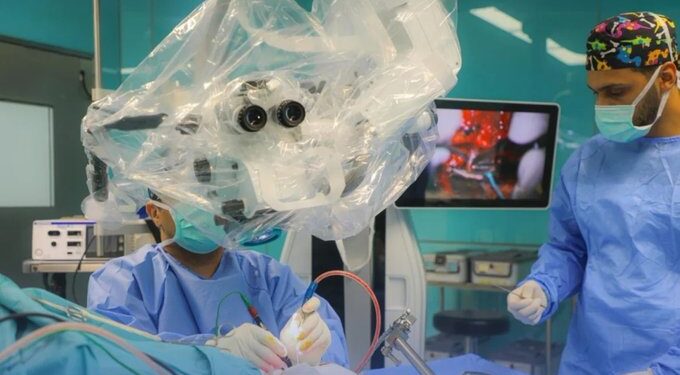 استئصال ورم دون تدخُّل جراحي في “مجمع الملك عبدالله”