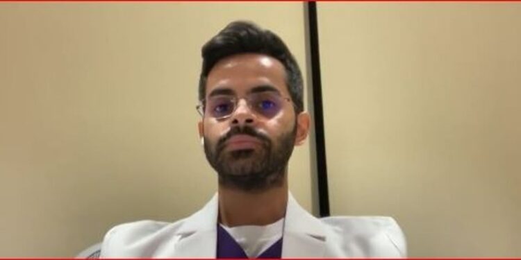 استشاري: أكليل الجبل يساعد على علاج تساقط الشعر ولكن نتائجه غير مرضية
