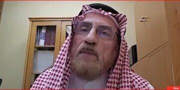 استشاري: طقطقة الرقبة والظهر تؤدي إلى كسور في العمود الفقري والشلل