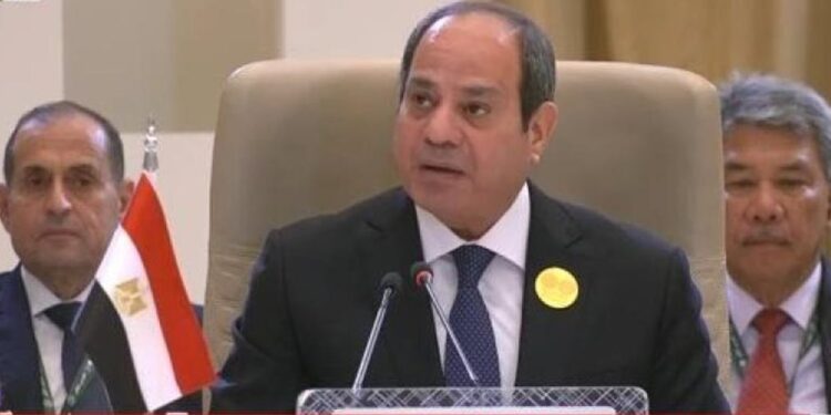 الرئيس المصري: إقامة الدولة الفلسطينية المستقلة الشرط الضرورى لتحقيق الأمن والاستقرار