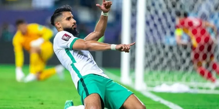 «الشهري» يقود هجوم السعودية أمام أستراليا في تصفيات كأس العالم 2026