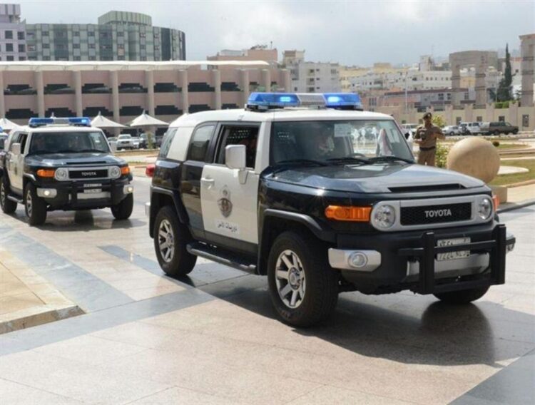 القبض على شخصين لترويجهما الحشيش وأقراص خاضعة لتنظيم التداول الطبي بالمنطقة الشرقية
