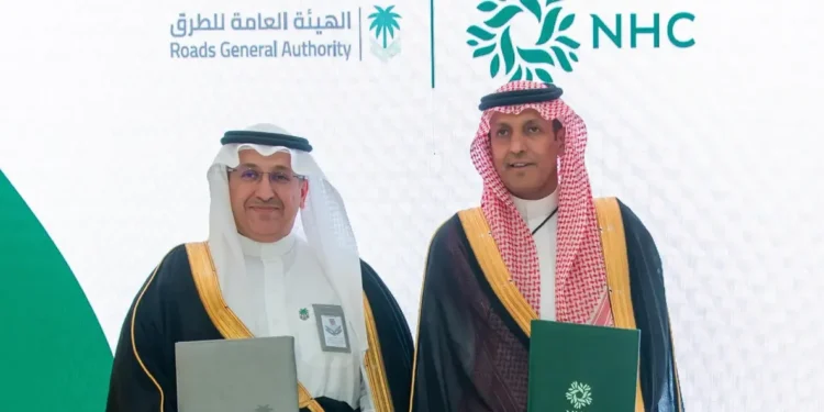 الهيئة العامة للطرق توقّع مذكرة تفاهم مع الوطنية للإسكان في معرض “سيتي سكيب”