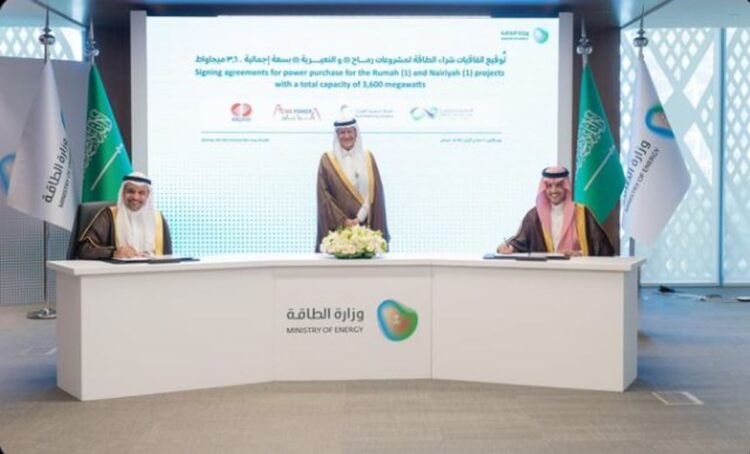 بقيمة 15 مليار ريال.. «السعودية للكهرباء» توقع اتفاقيات شراء طاقة لمشروعين